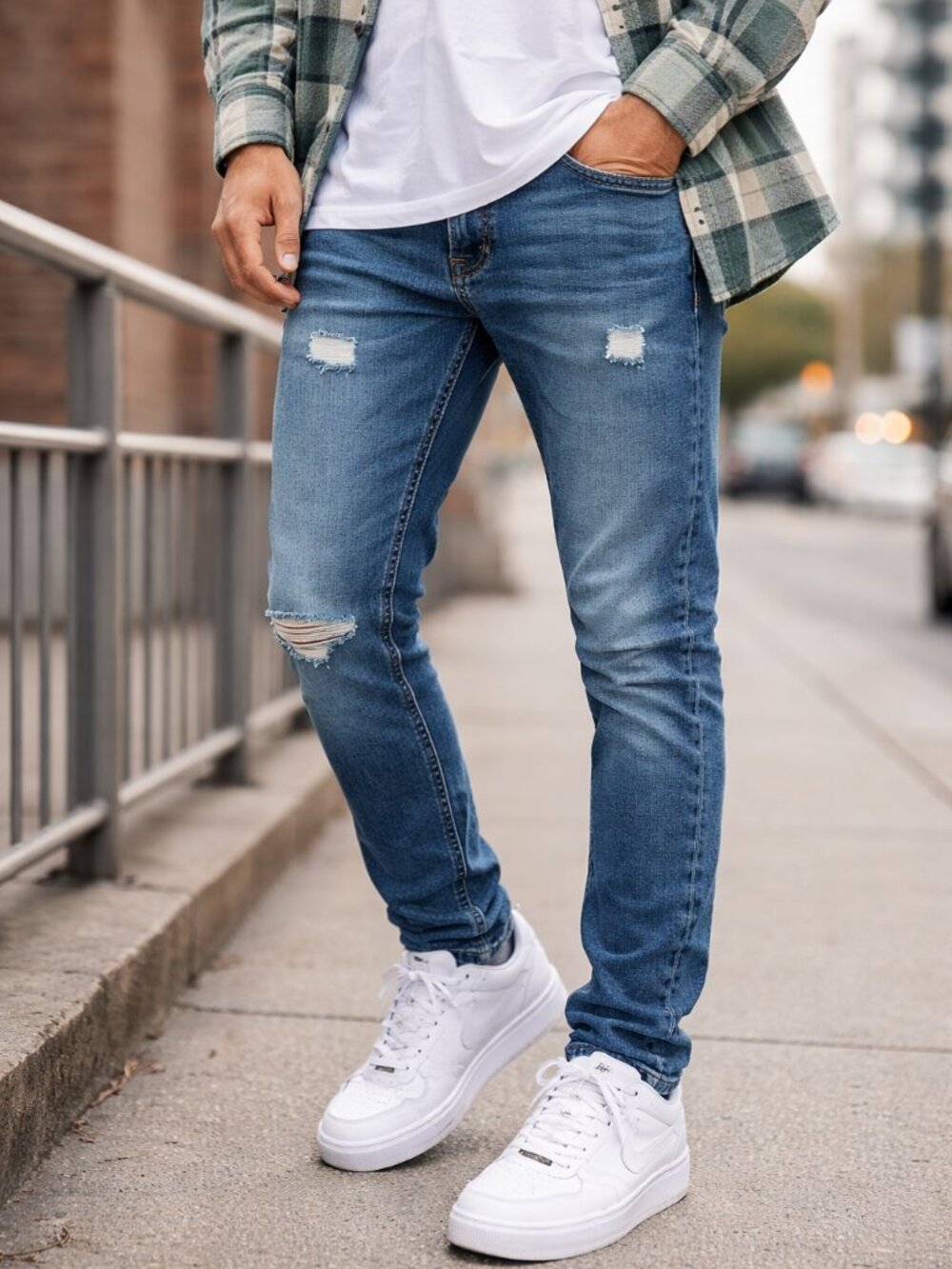 RSQ Seattle Skinny Tapered Jeans 30x27 Distressed Stretch Denim